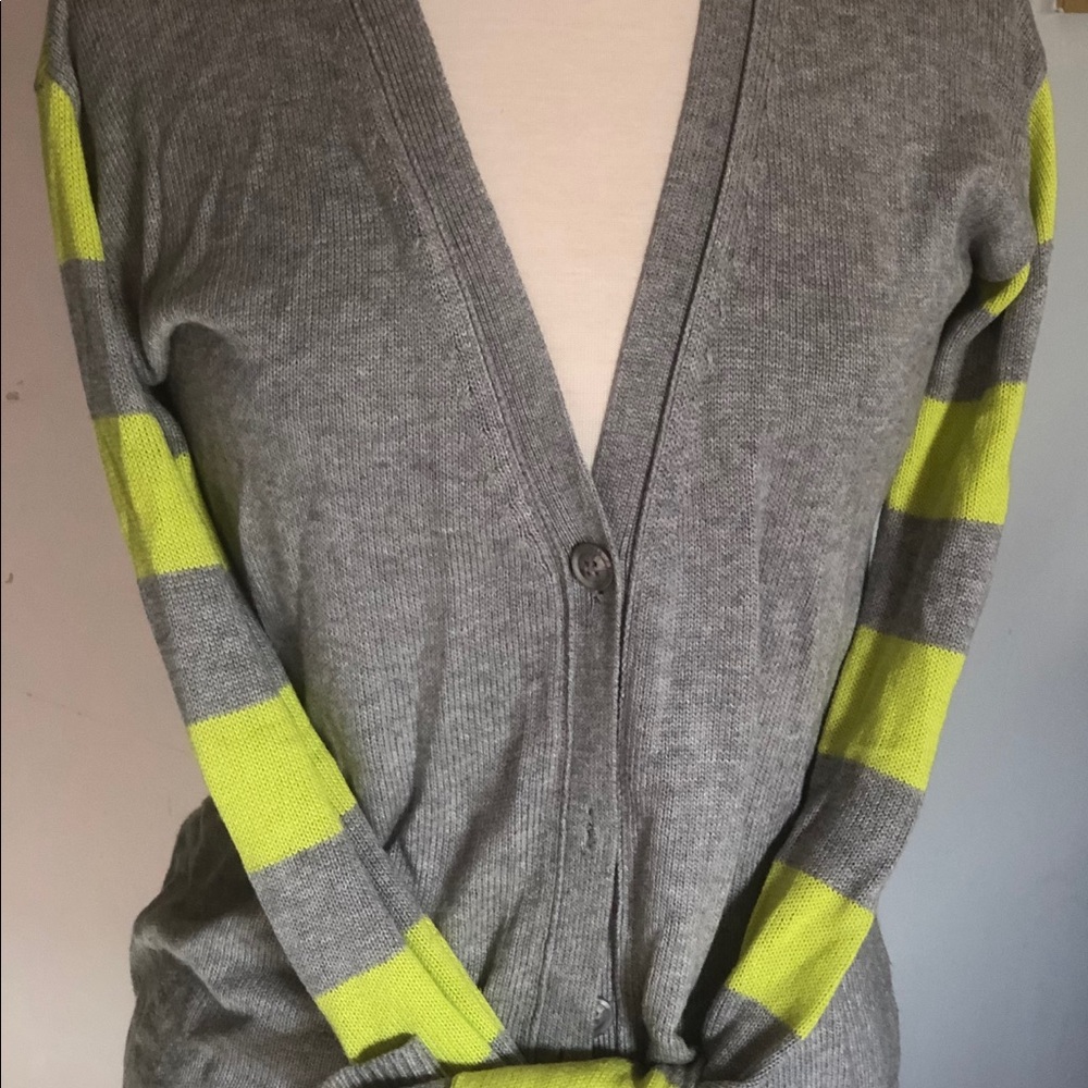Juniors sweater